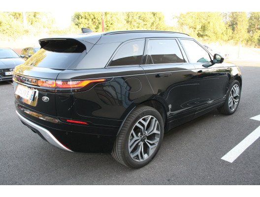 - RANGE ROVER VELAR