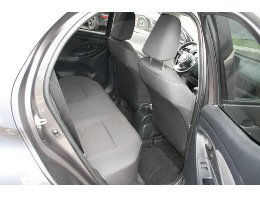 YARIS IV