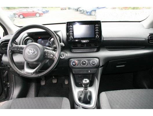 YARIS IV