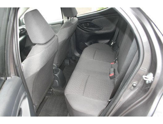YARIS IV